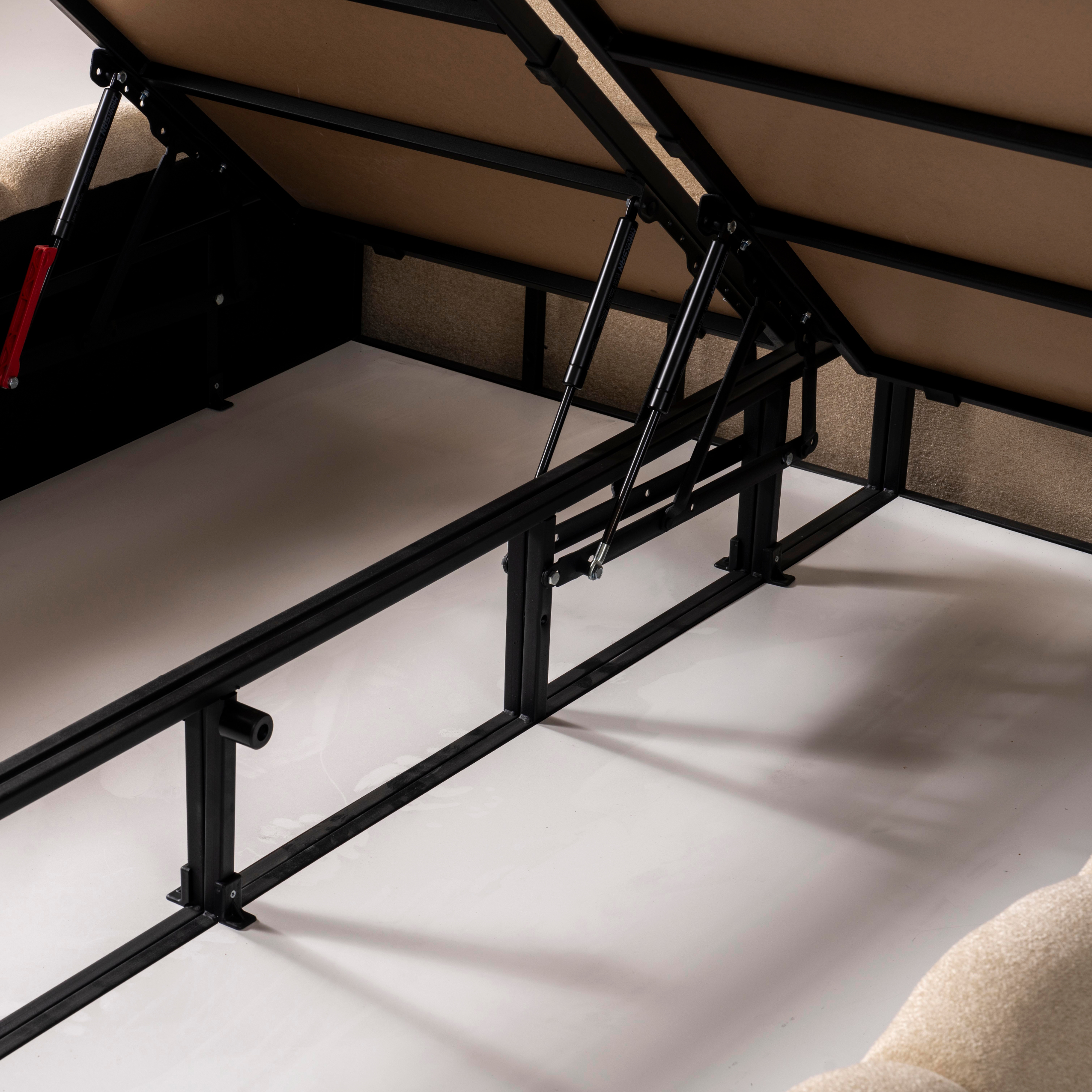 Pat tapițat cu lada de depozitare, Silani A