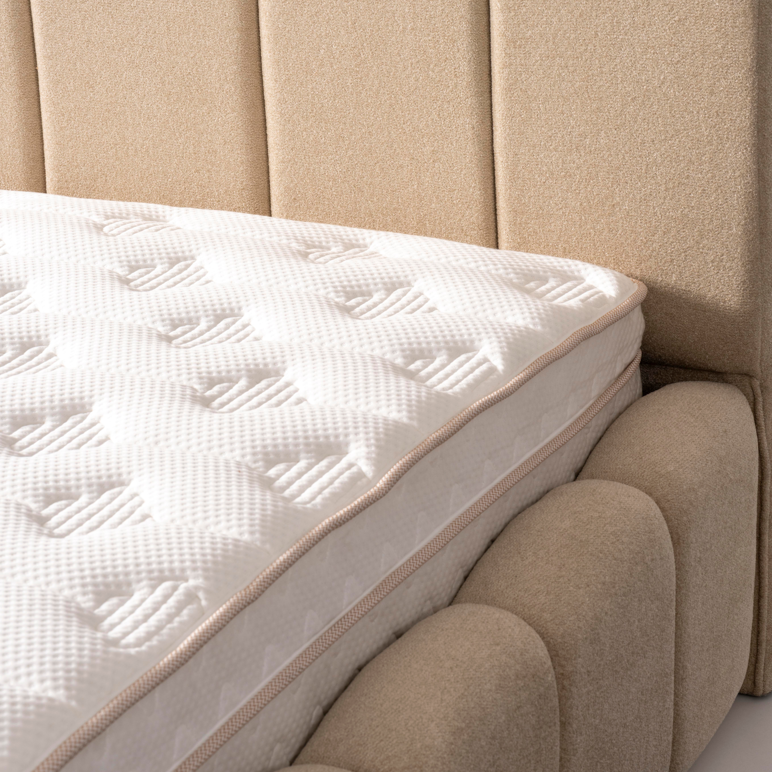 Pat tapițat cu lada de depozitare, Silani A