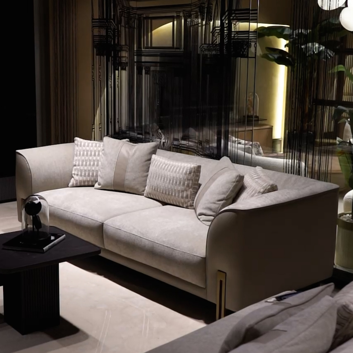 Set Masa si Scaune de Dining, Garda M