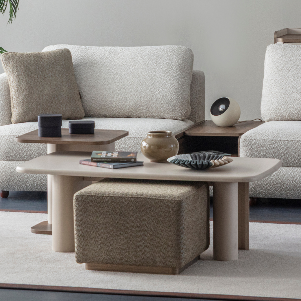 Colectia Moderna de Living si Dining, Modena