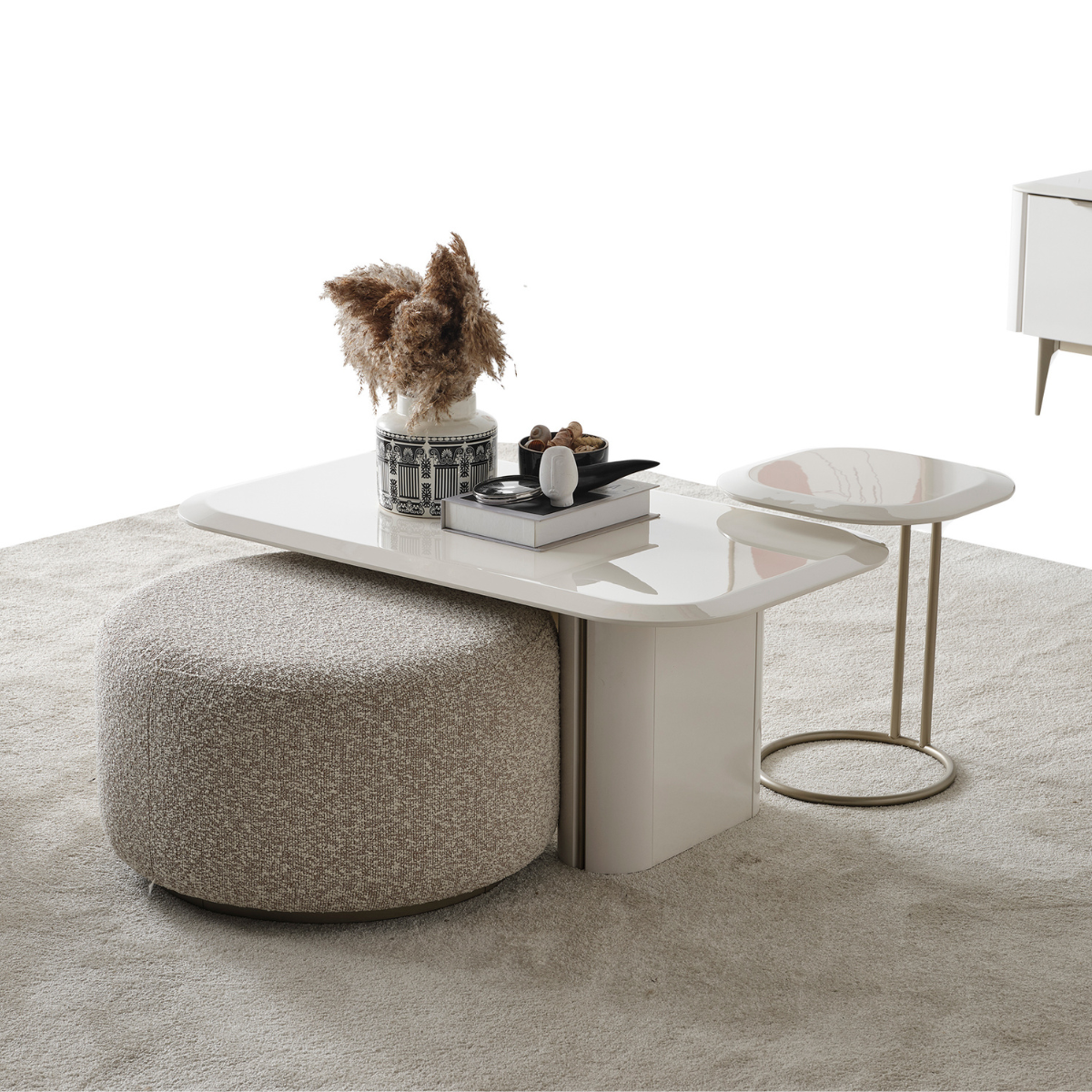 Colectia de Living si Dining Moderna, Voyage