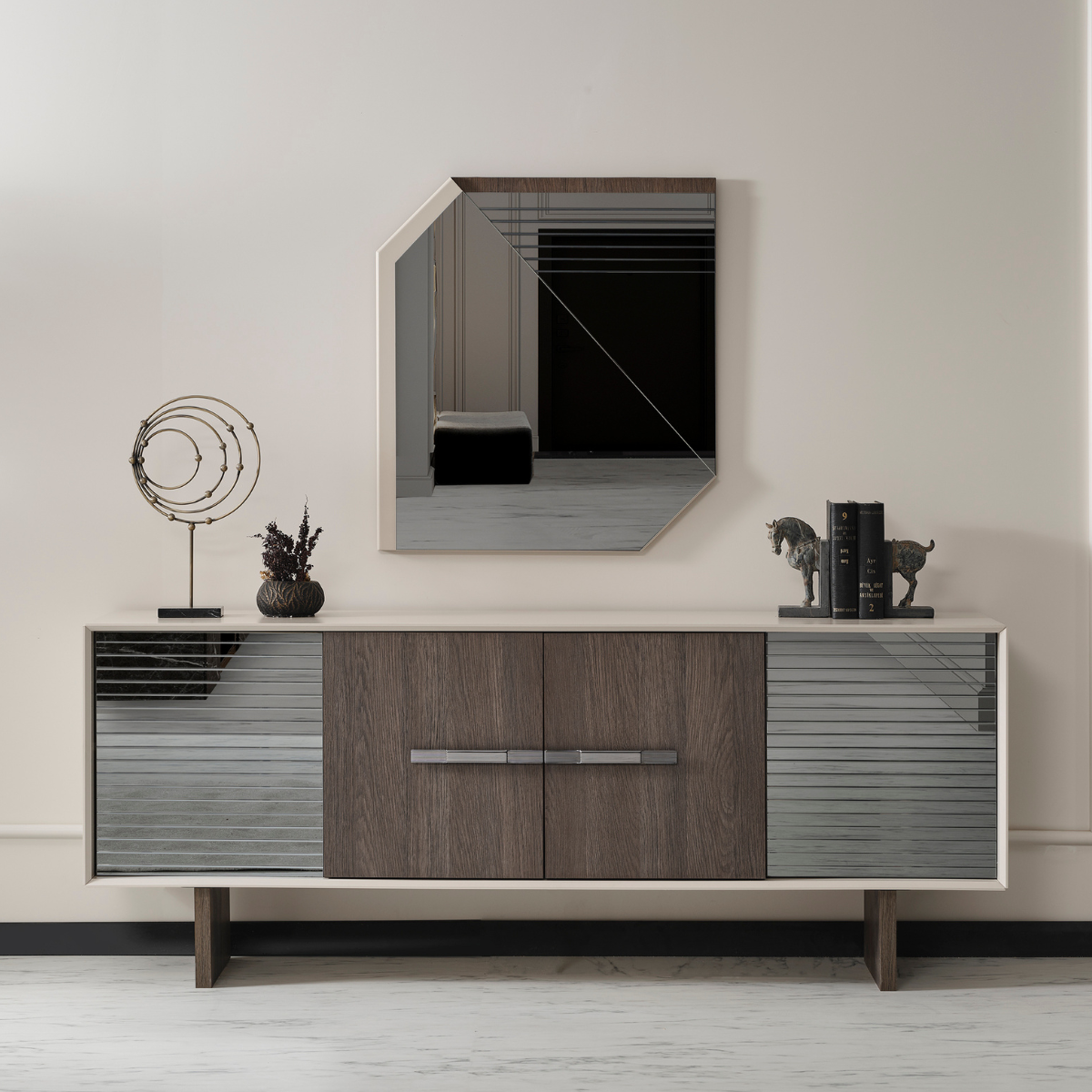 Comoda cu Oglinda de Lux, Talya