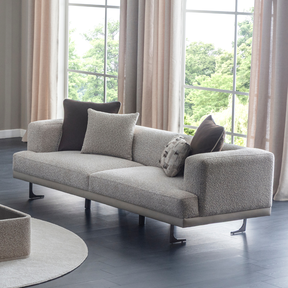 Colectia Moderna de Living si Dining, Intenso