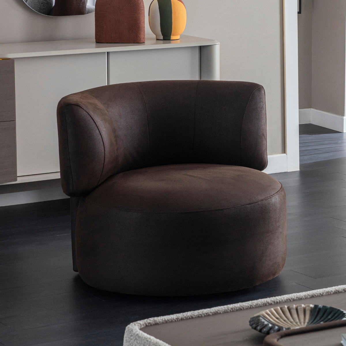 Colectia Moderna de Living si Dining, Intenso
