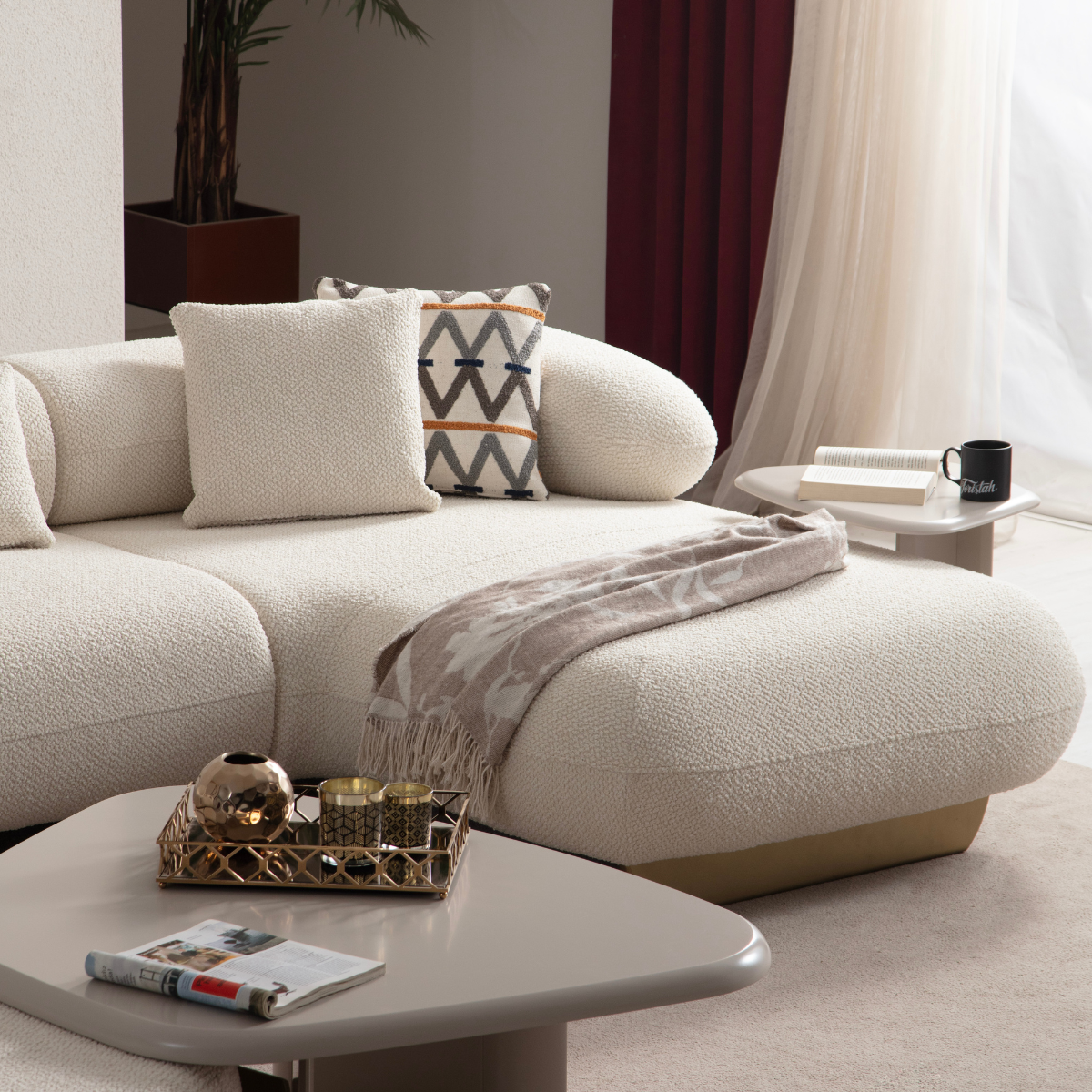 Colțar Modular, Glamour