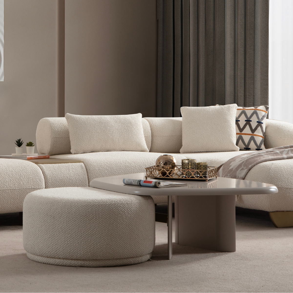 Colțar Modular, Glamour