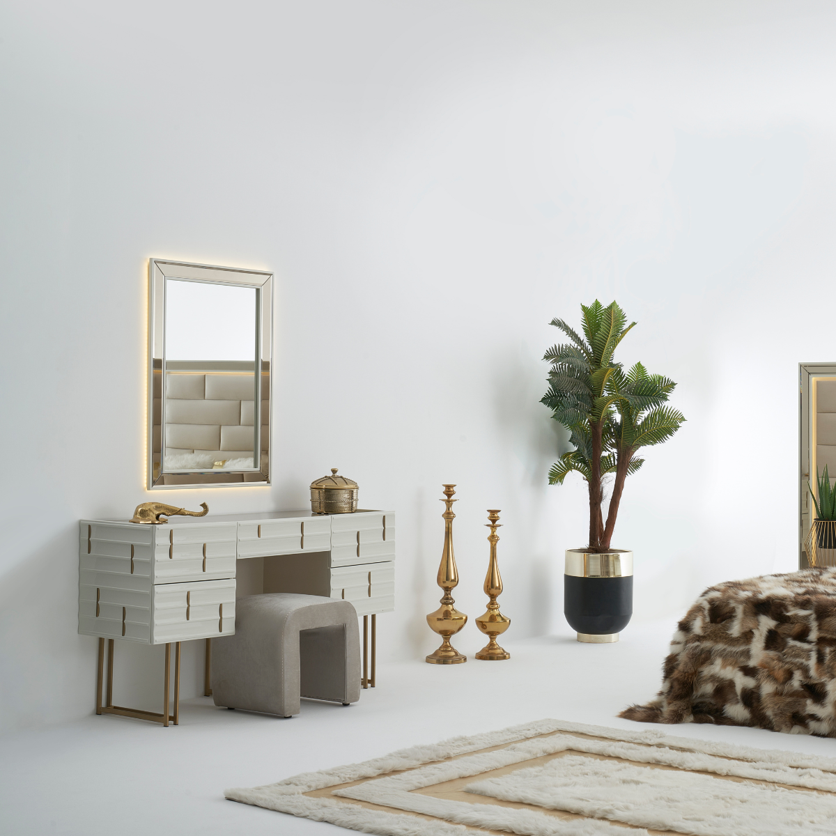 Dormitor Modern, Baku H