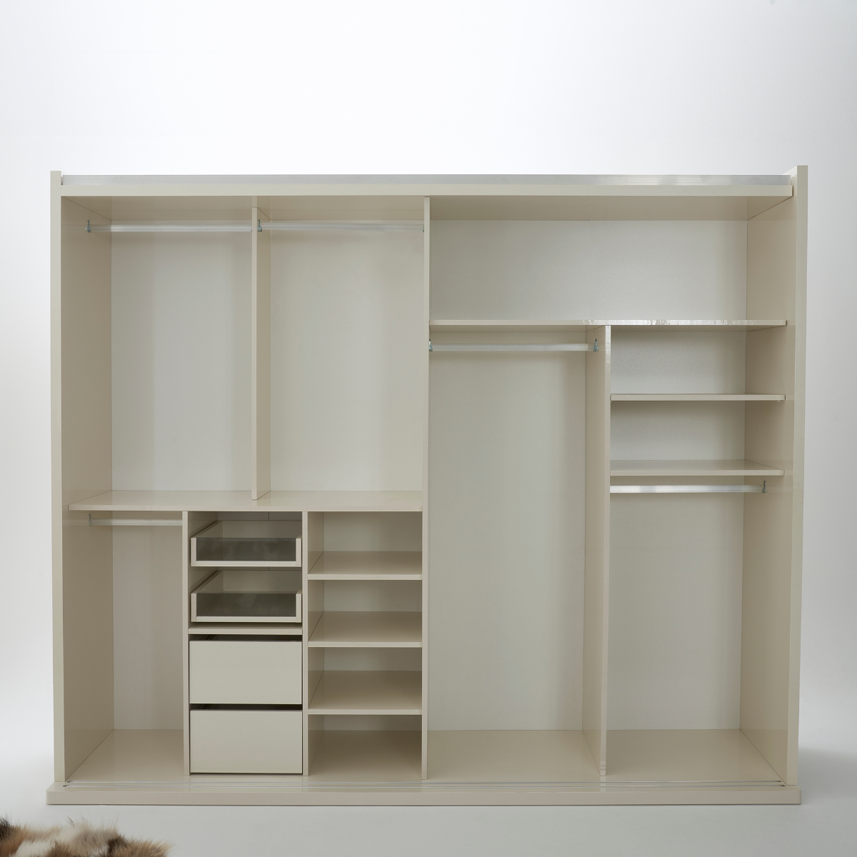 Dormitor Modern, Baku H