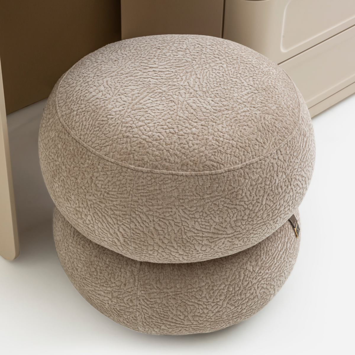 Dormitor de Lux, Sento