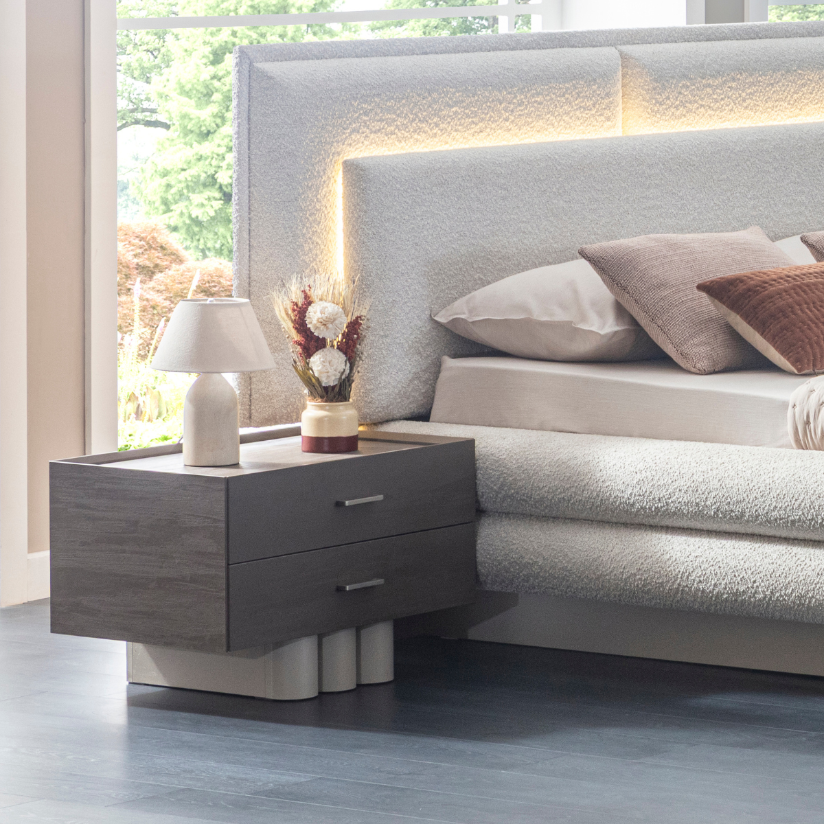 Dormitor Buclé, Intenso