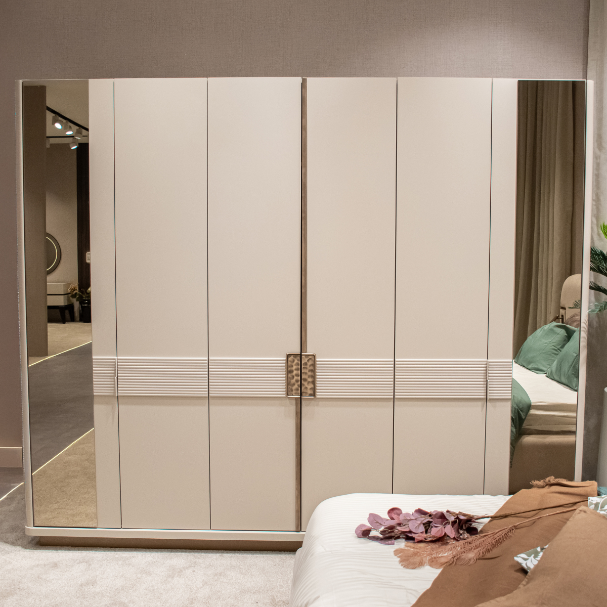 Set Dormitor Modern, Life