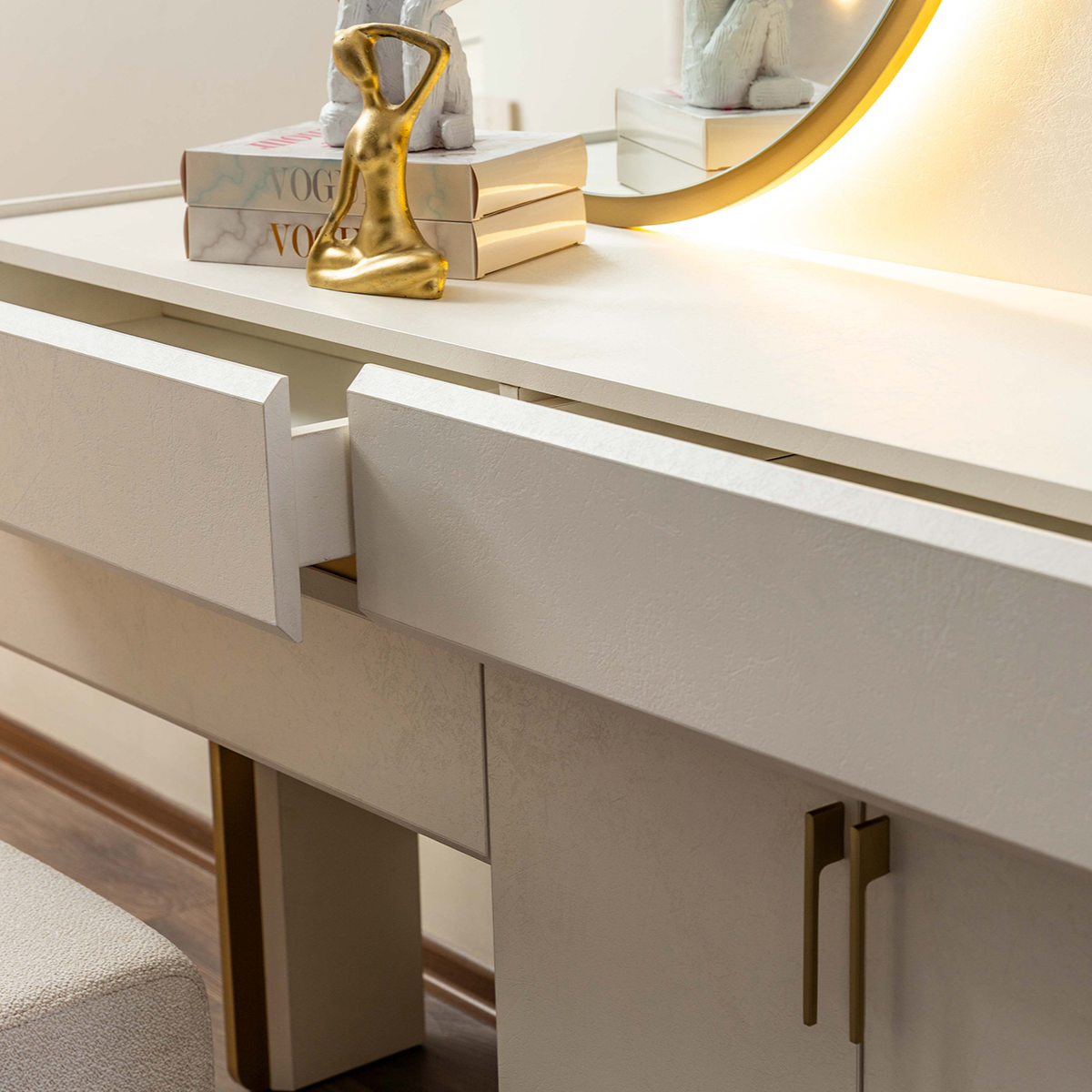 Set Dormitor Modern, Idol-Loren