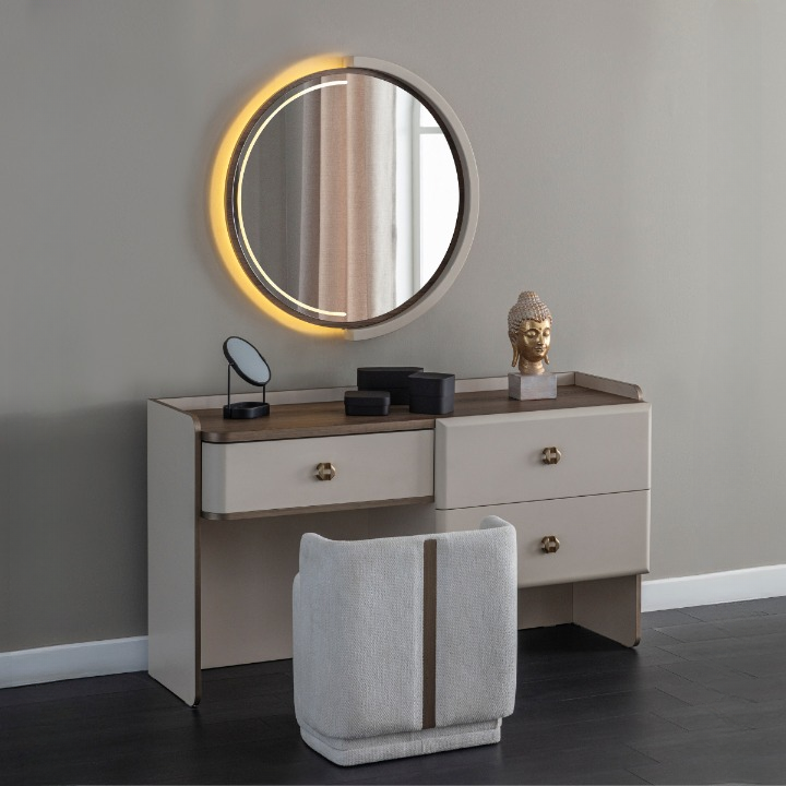 Dormitor Buclé, Modena