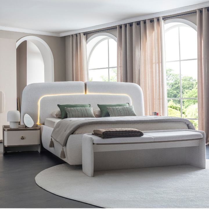 Dormitor Buclé, Modena