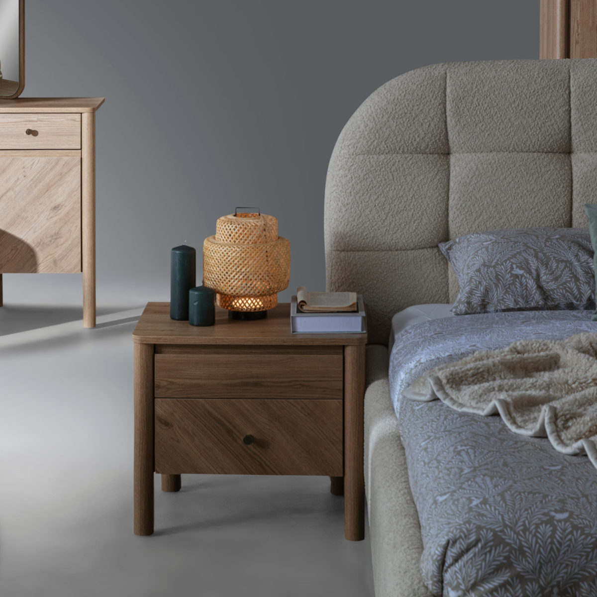 Dormitor Modern, Mona