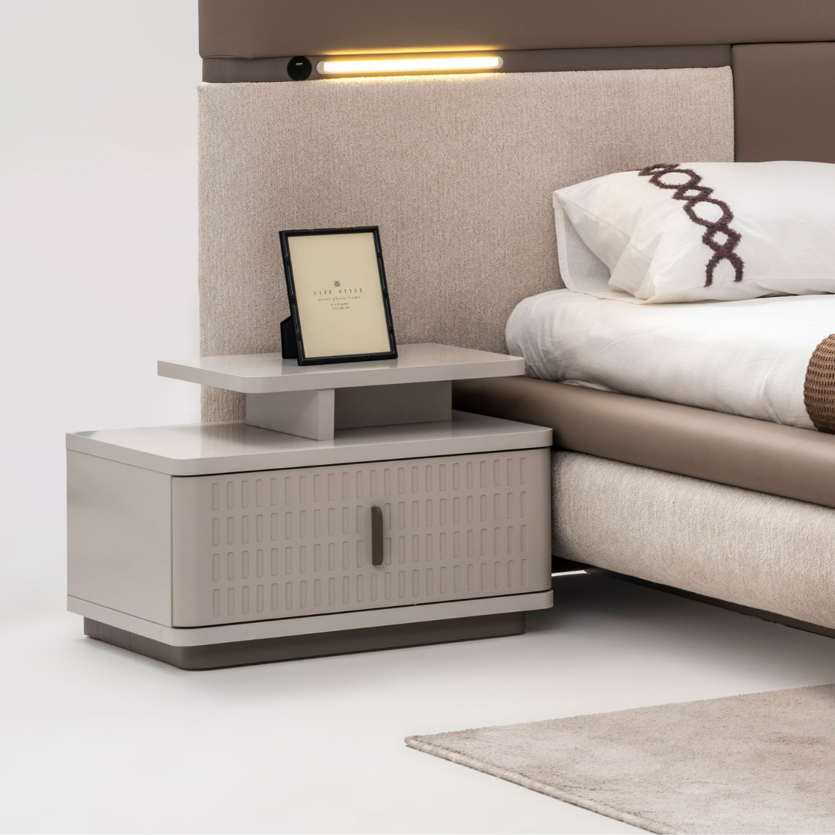 Set Dormitor Modern, Rone