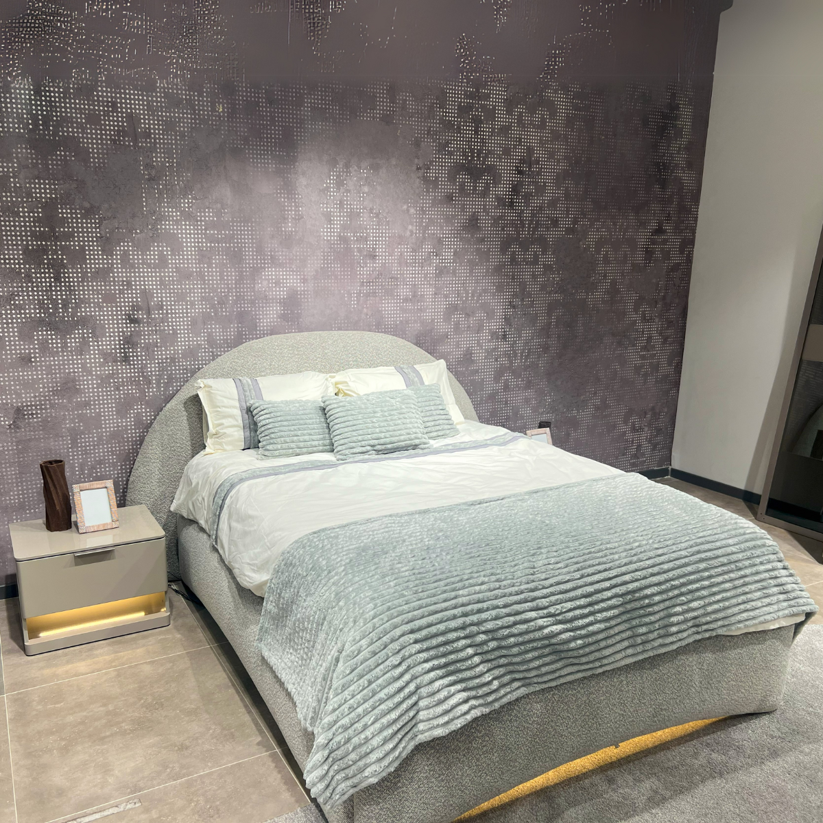 Pat tapitat de lux, Dalma