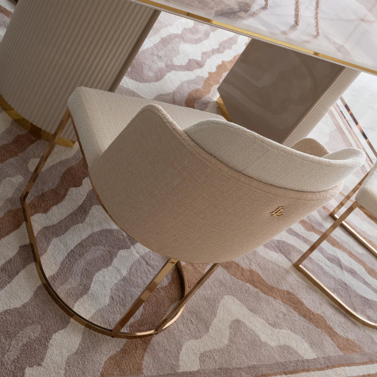 Scaun de lux Electra , produs in  stoc