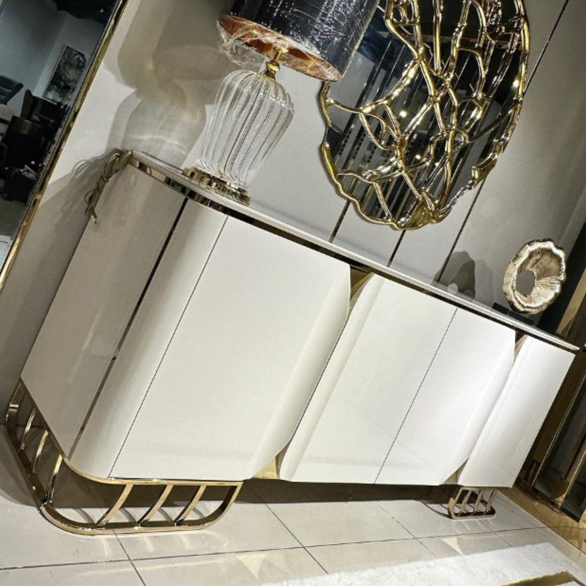 Colectia de Living si Dining de lux, Hermes