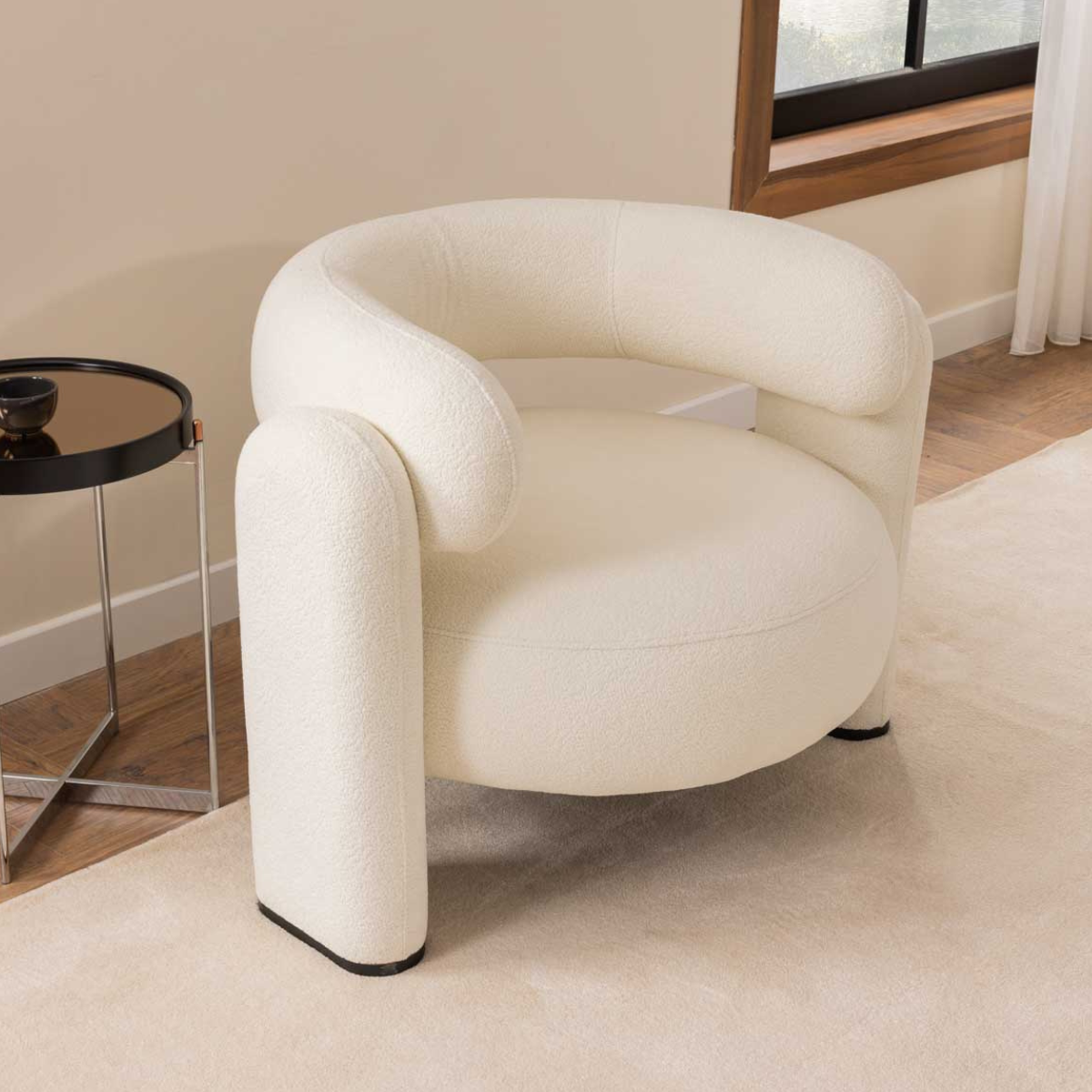 Fotoliu Bucle, Efaro