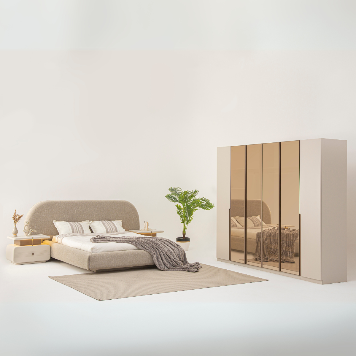 Dormitor de Lux, Opera