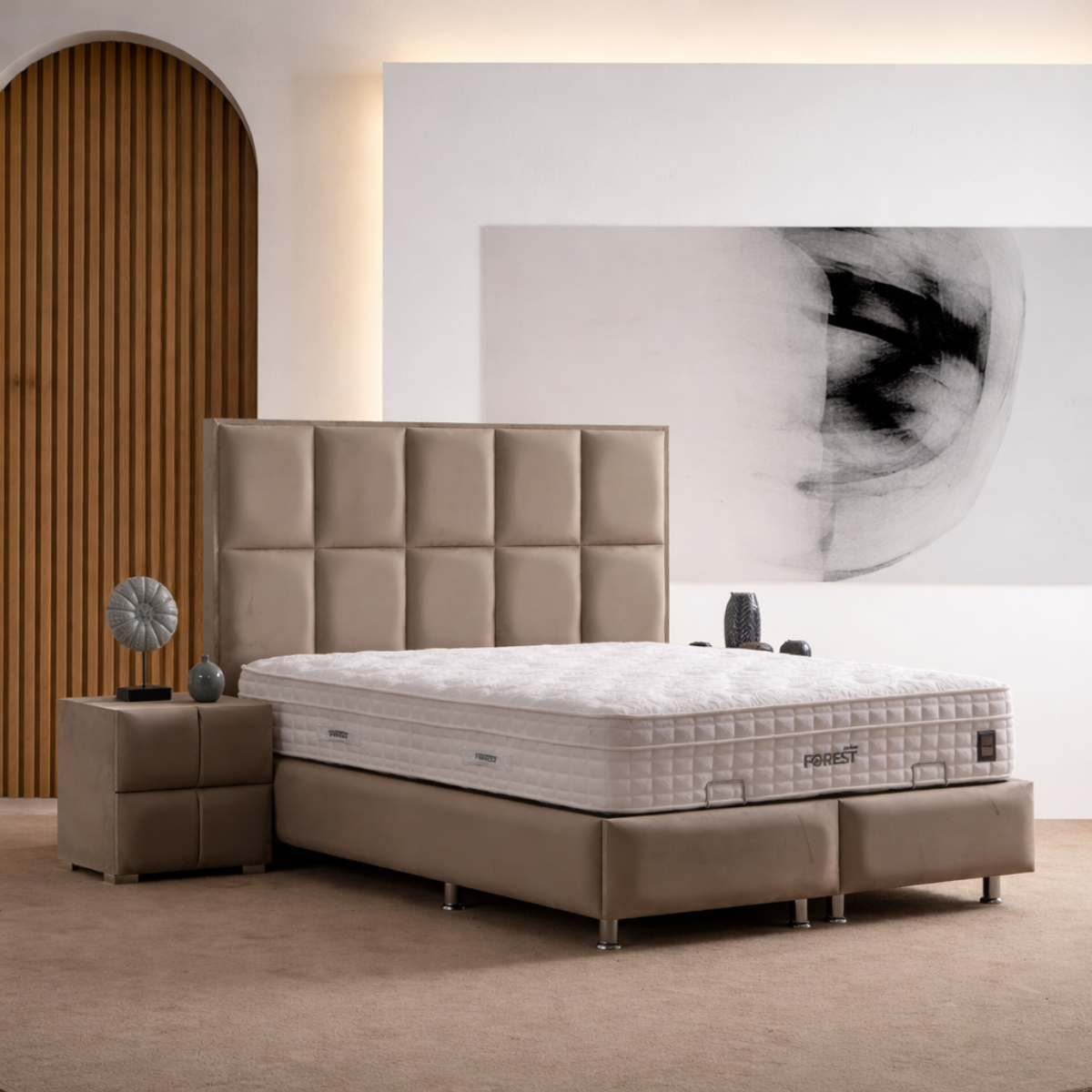 Pat Tapitat Modern, Lavita