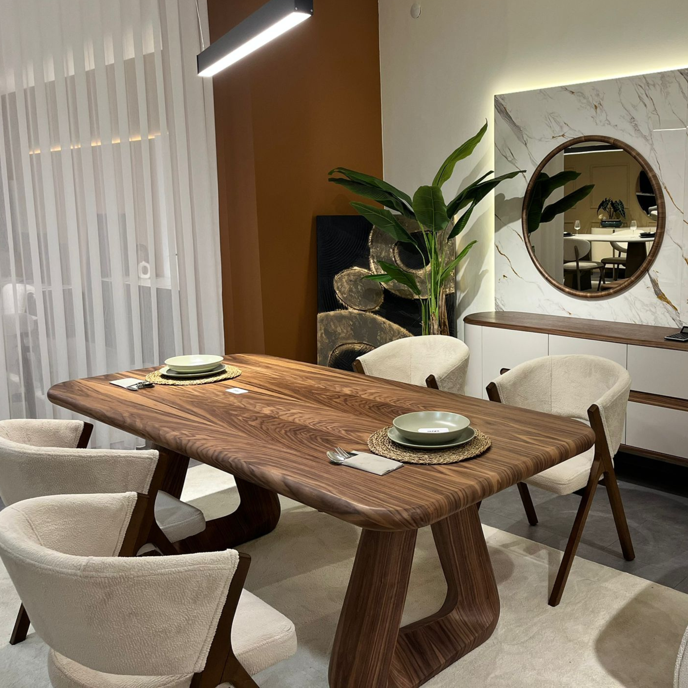 Colectia de Dining si Living, Alvin