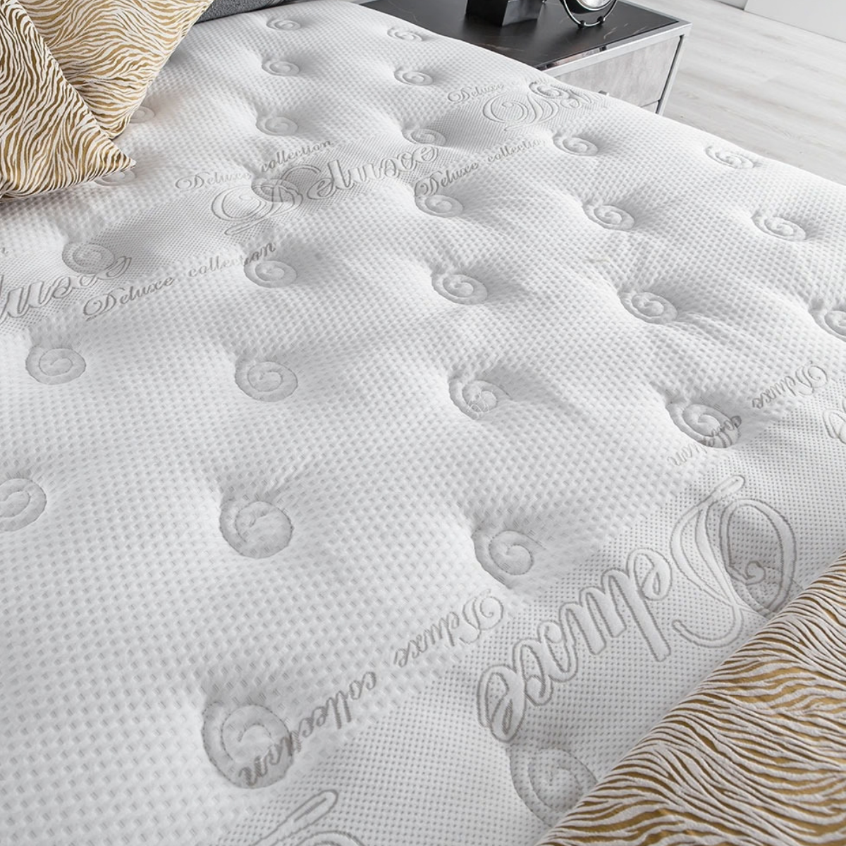 Set Pat tapițat cu saltea si  ladă, Trend 160x200