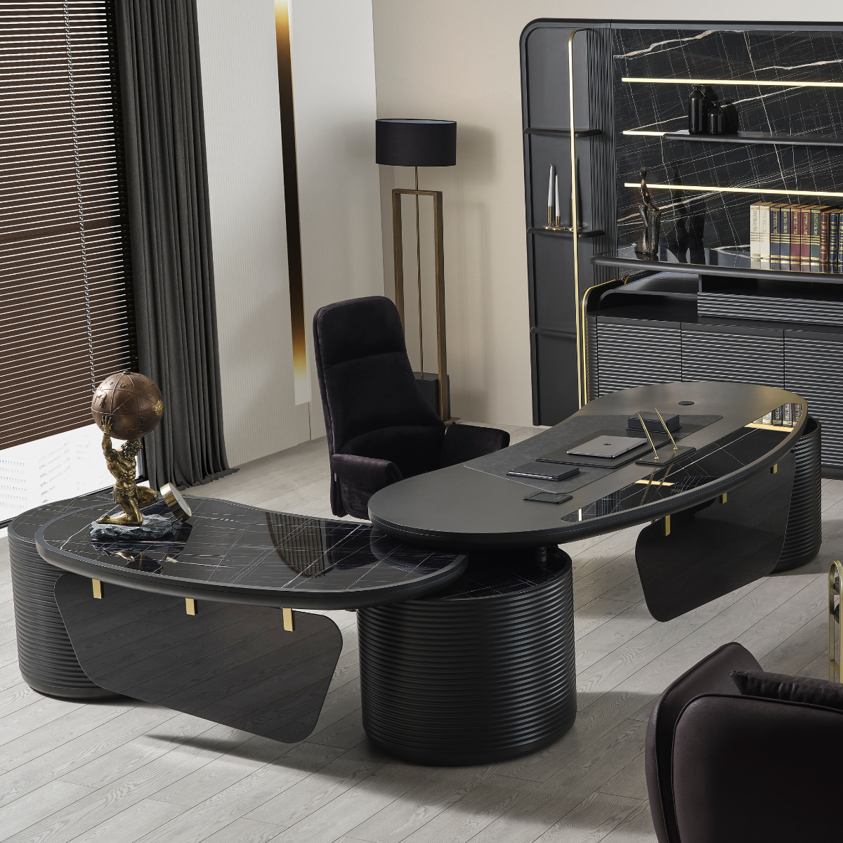 Birou managerial, Vogue Black