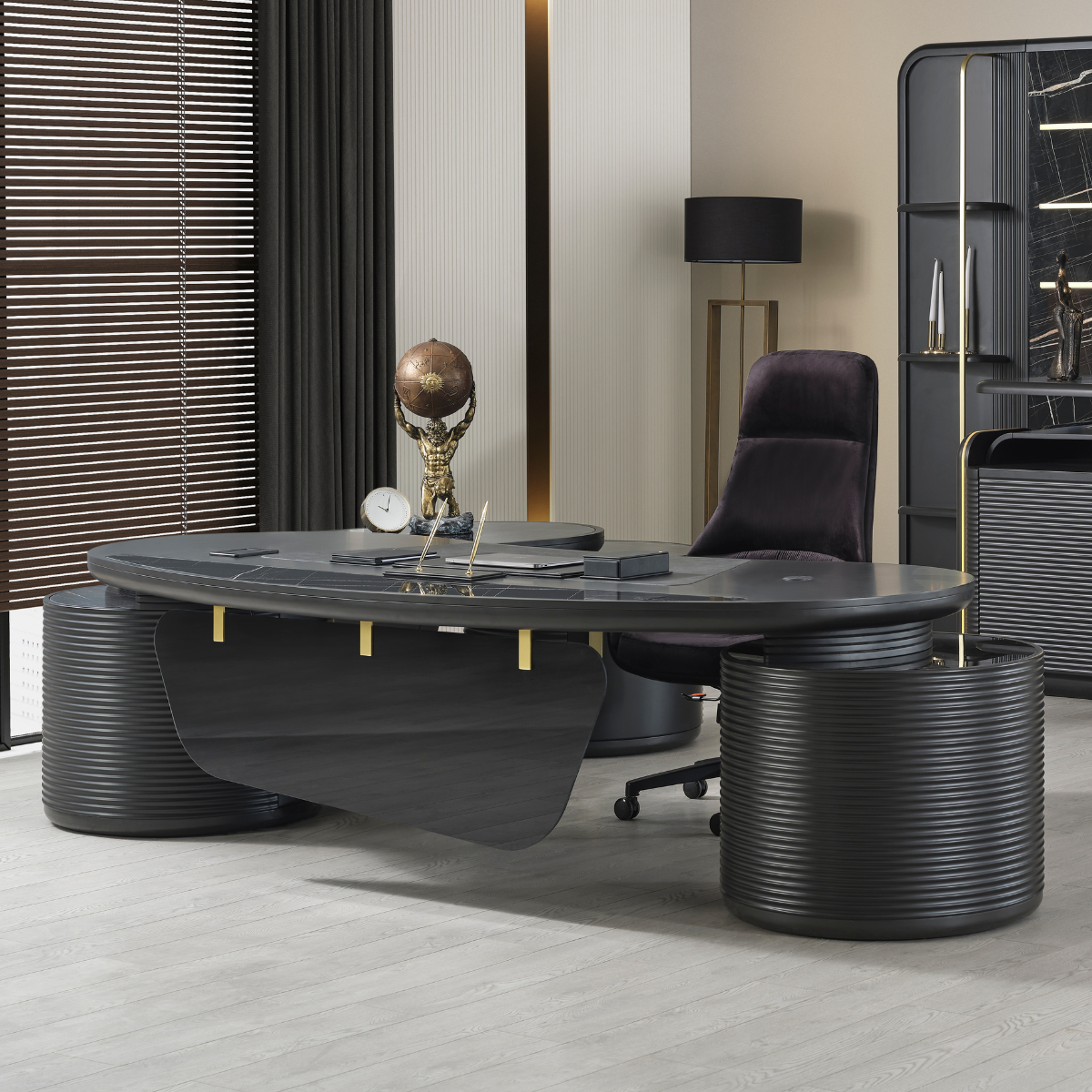Birou managerial, Vogue Black