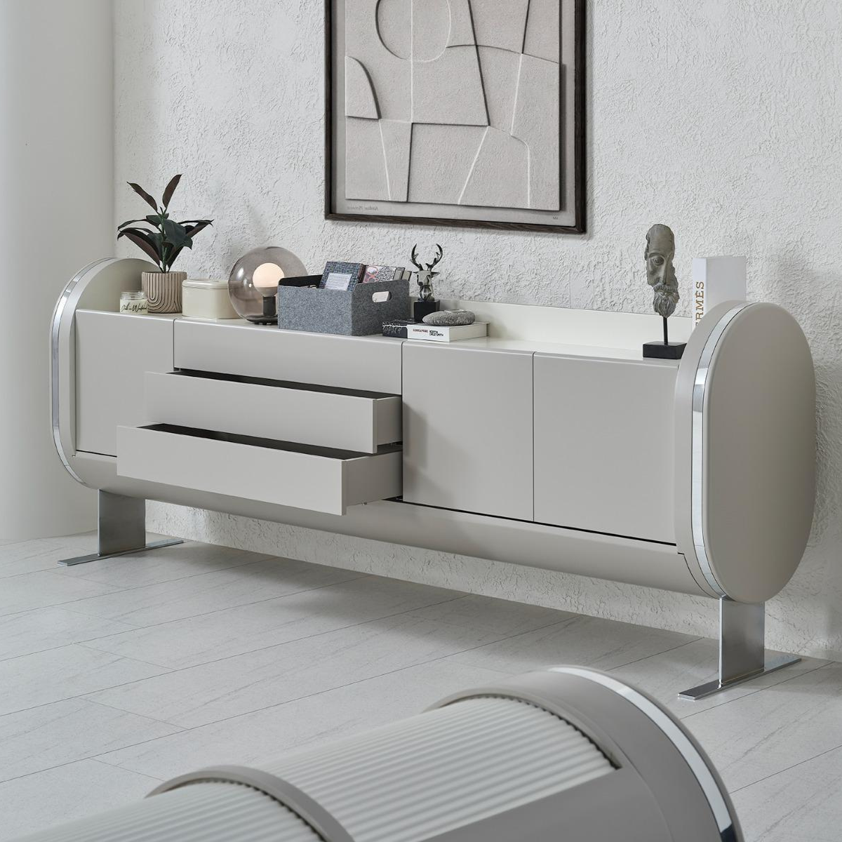 Birou managerial de lux, Genesis Crem