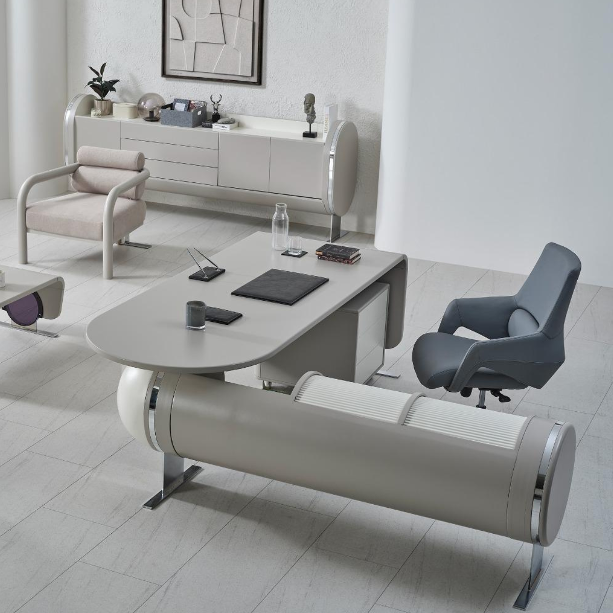 Birou managerial de lux, Genesis Crem