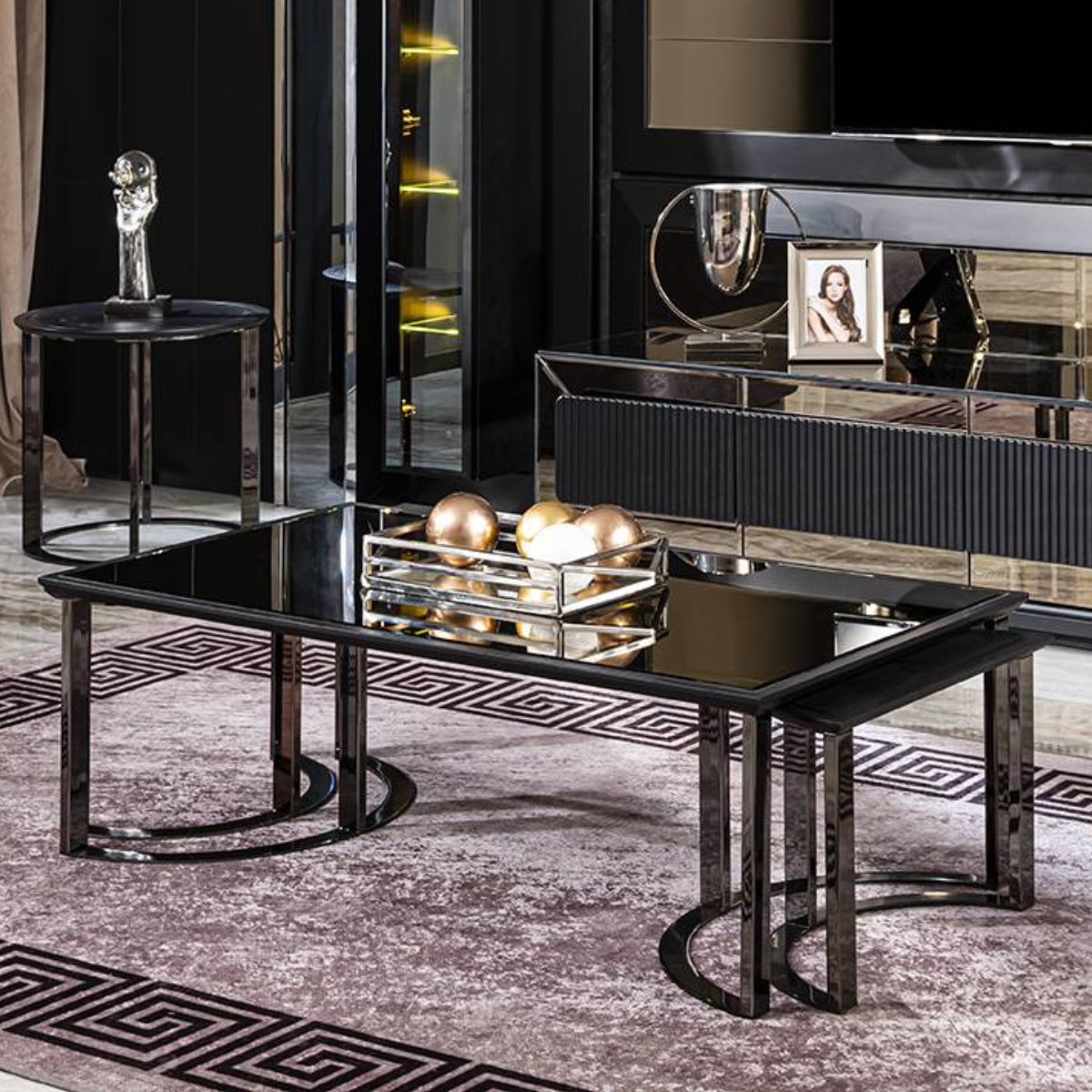 Colectia Moderna de Living si Dining, Lion