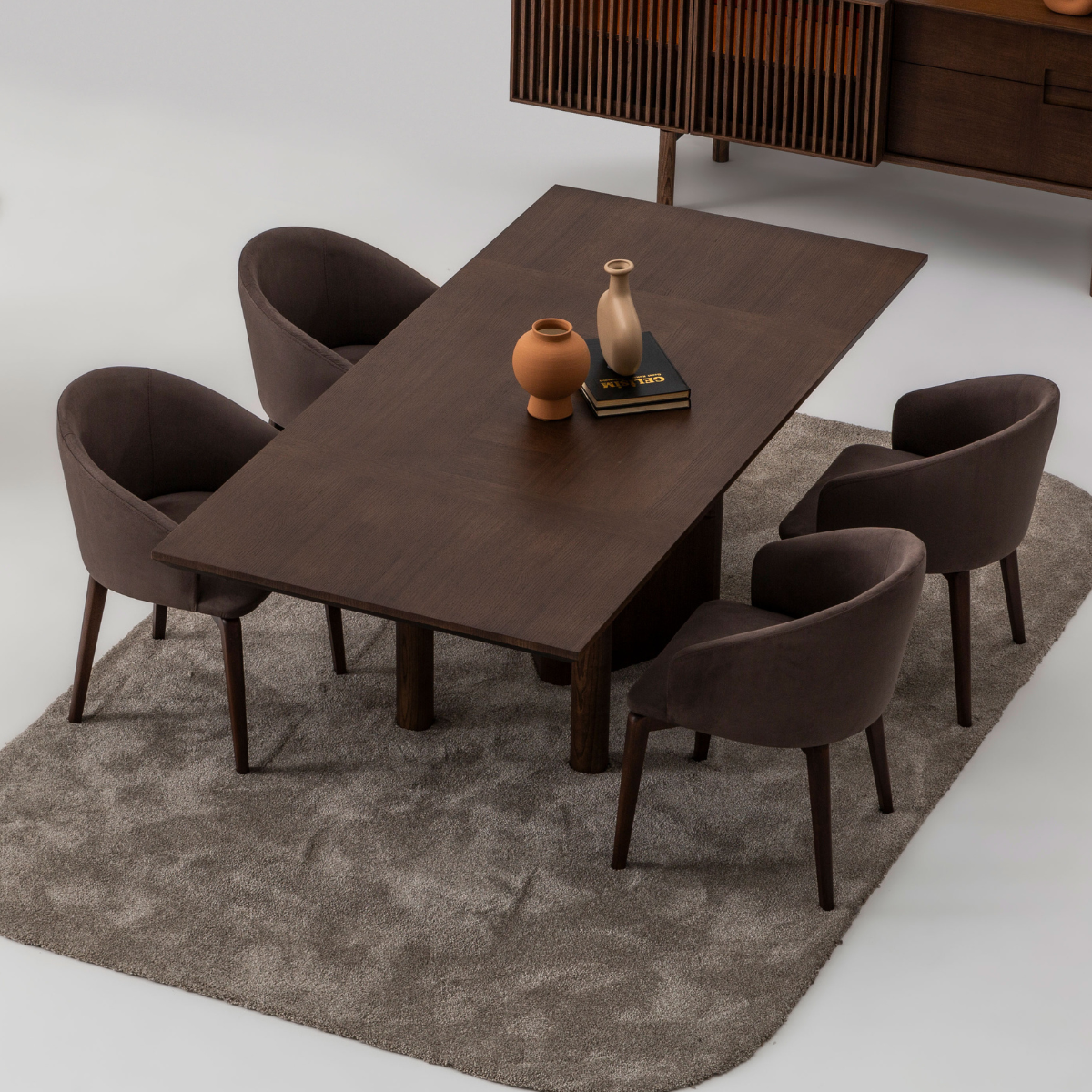 Masa de Dining, Monolog