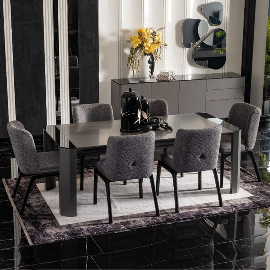 Masa de Dining, Natura