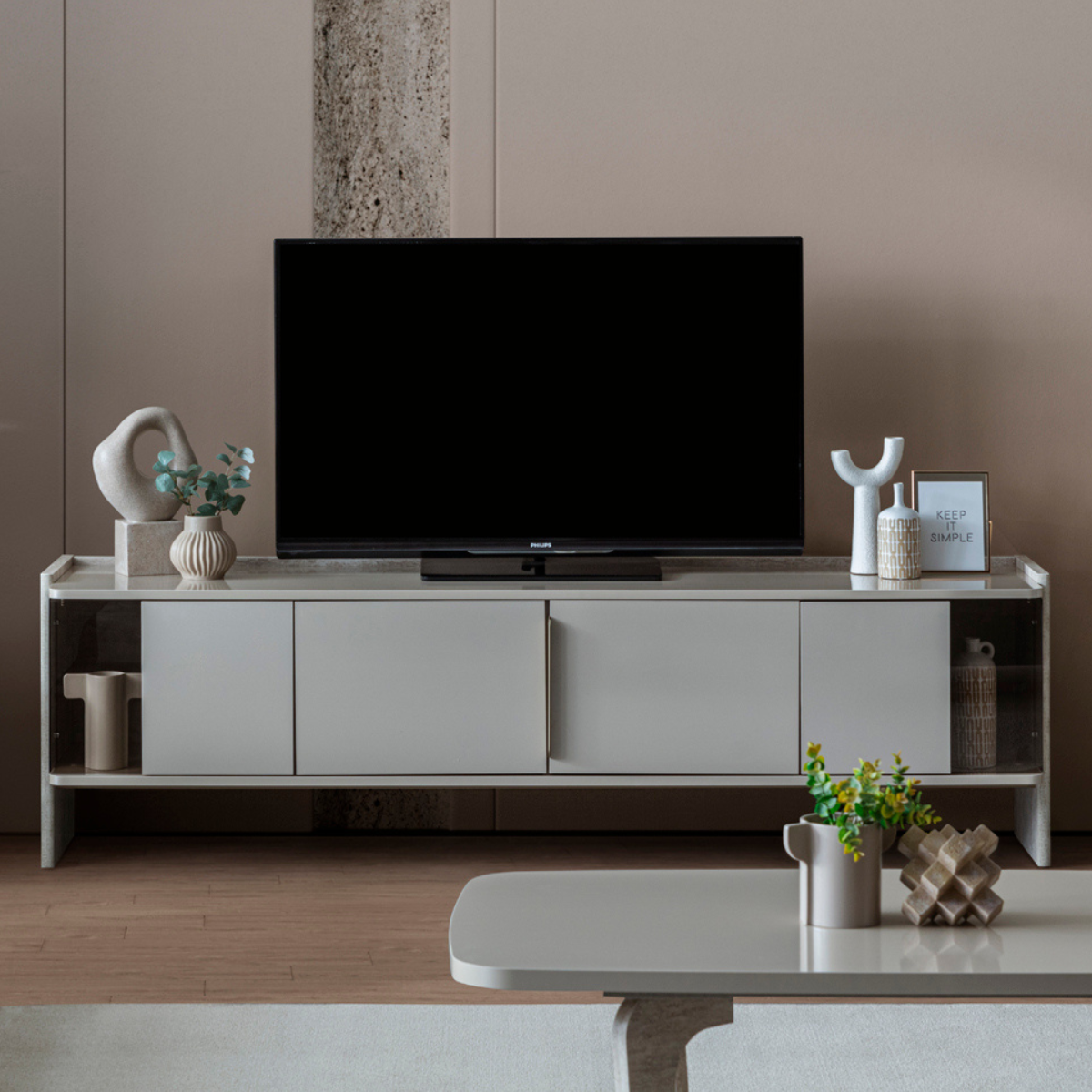Colectia Moderna de Living si Dining, Point