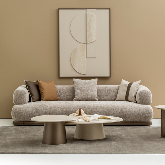 Canapea Moderna, Sento