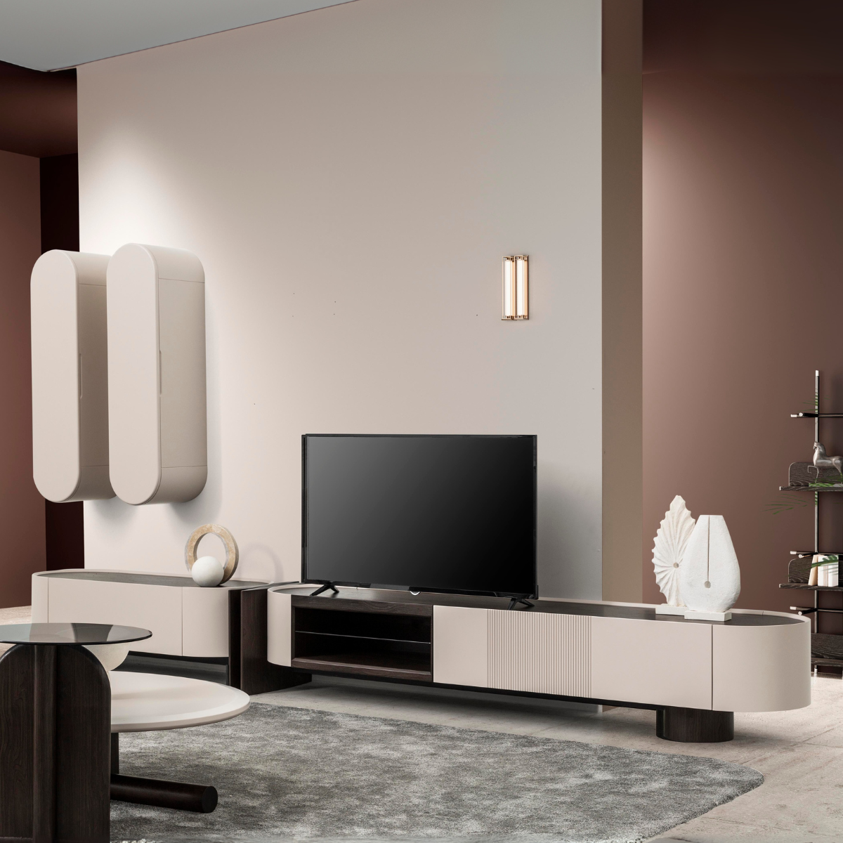 Comoda TV de lux, Fin
