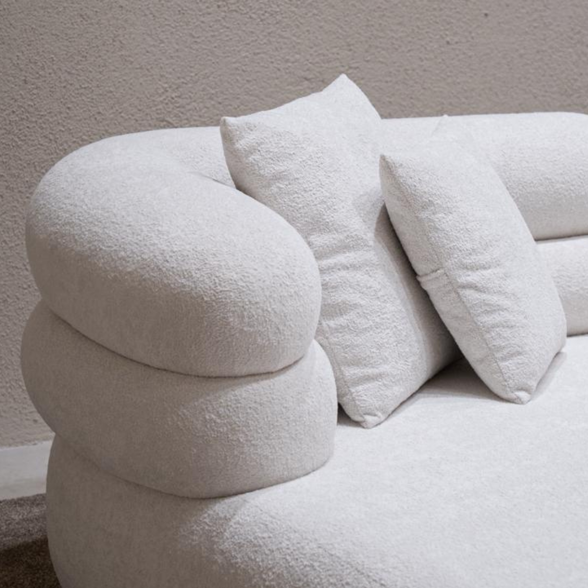 Coltar Bucle, Bonbon