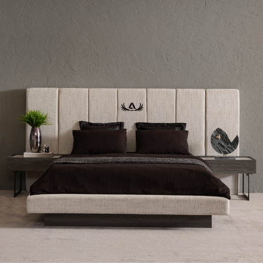 Pat Tapitat Modern, Monaco