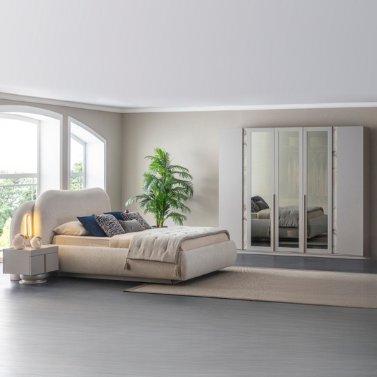 Dormitor Buclé, Olimpia