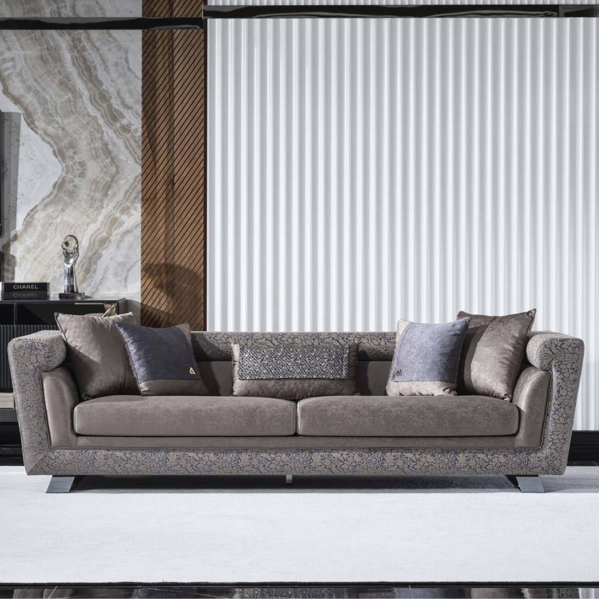 Colectia Moderna de Living si Dining, Lion