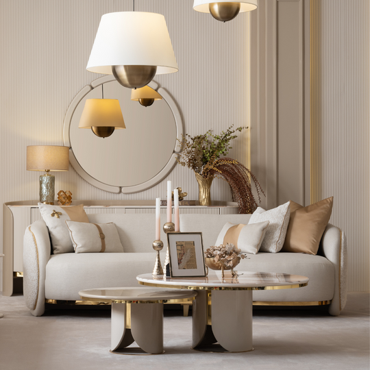 Canapea de lux, Hilton