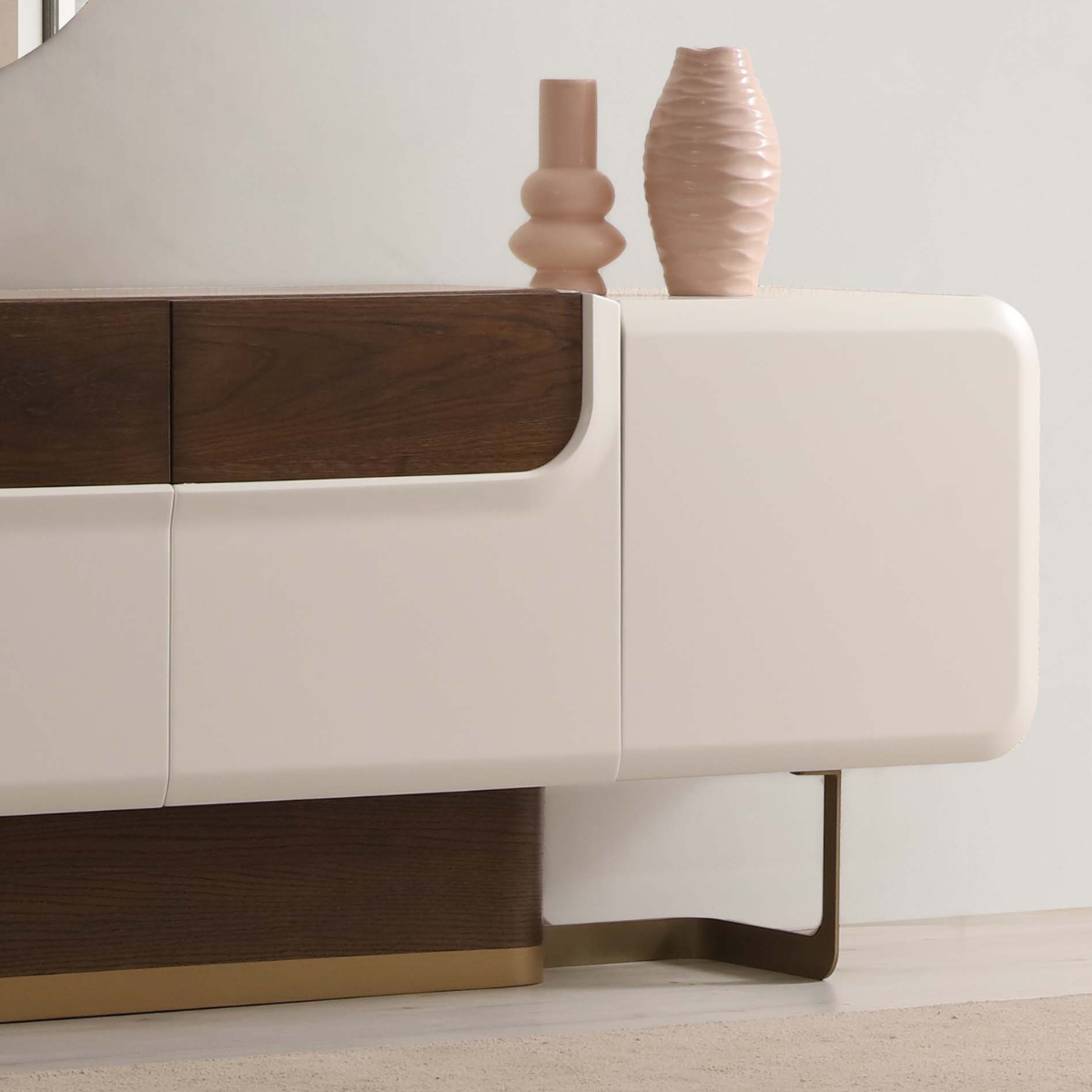 Comoda de Dining cu oglinda, Nairobi