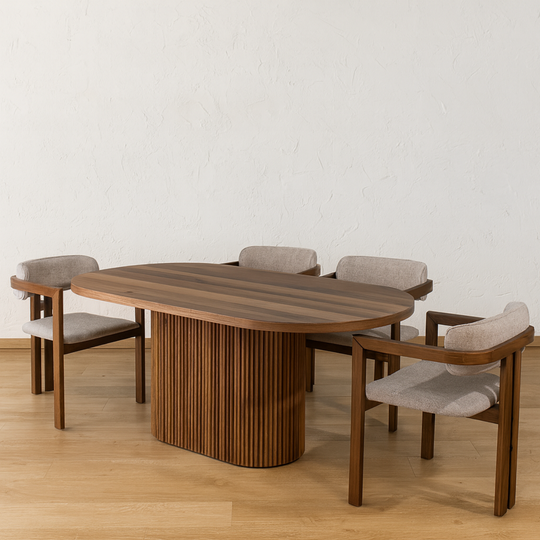 Masă ovala de Dining, Orlando P