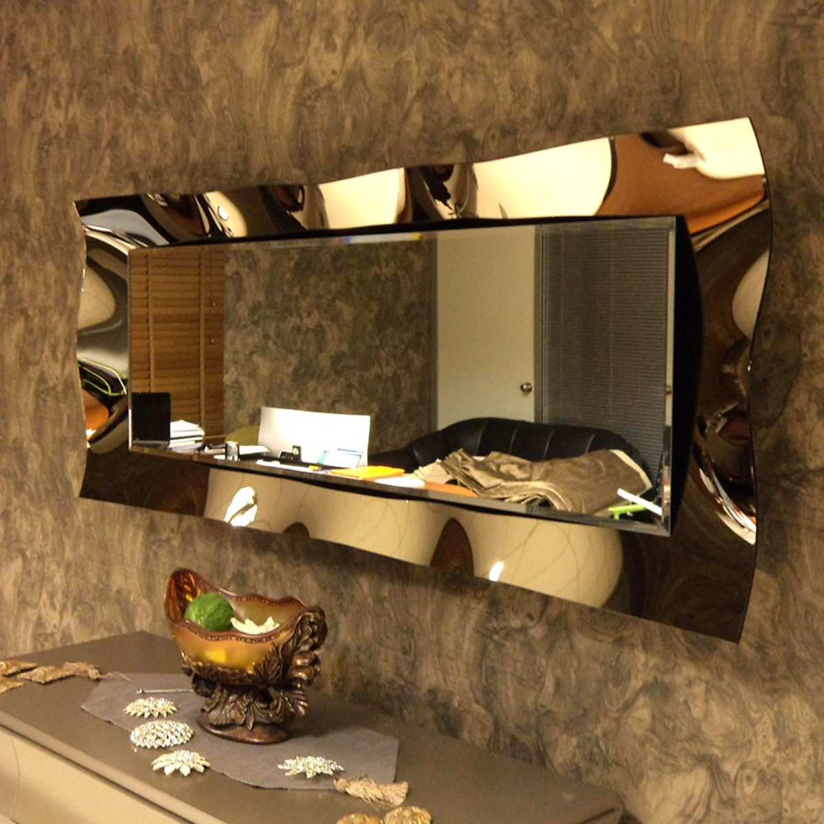 Oglindă de lux, Milano